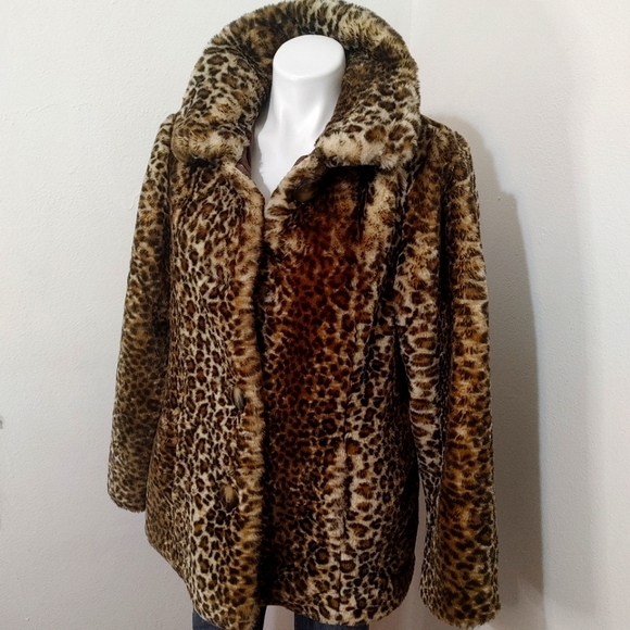 Liz Claiborne Jackets & Blazers - LEOPARD PRINT Faux Fur Liz Claiborne Coat sz. M